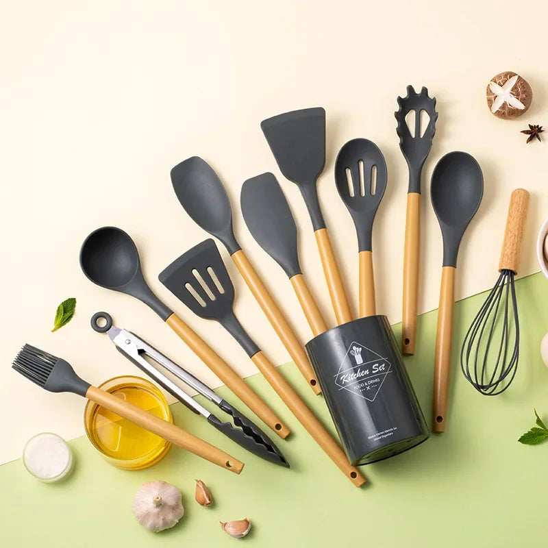 MesaWorks™ Pure 12-Piece Silicone Utensil Suite